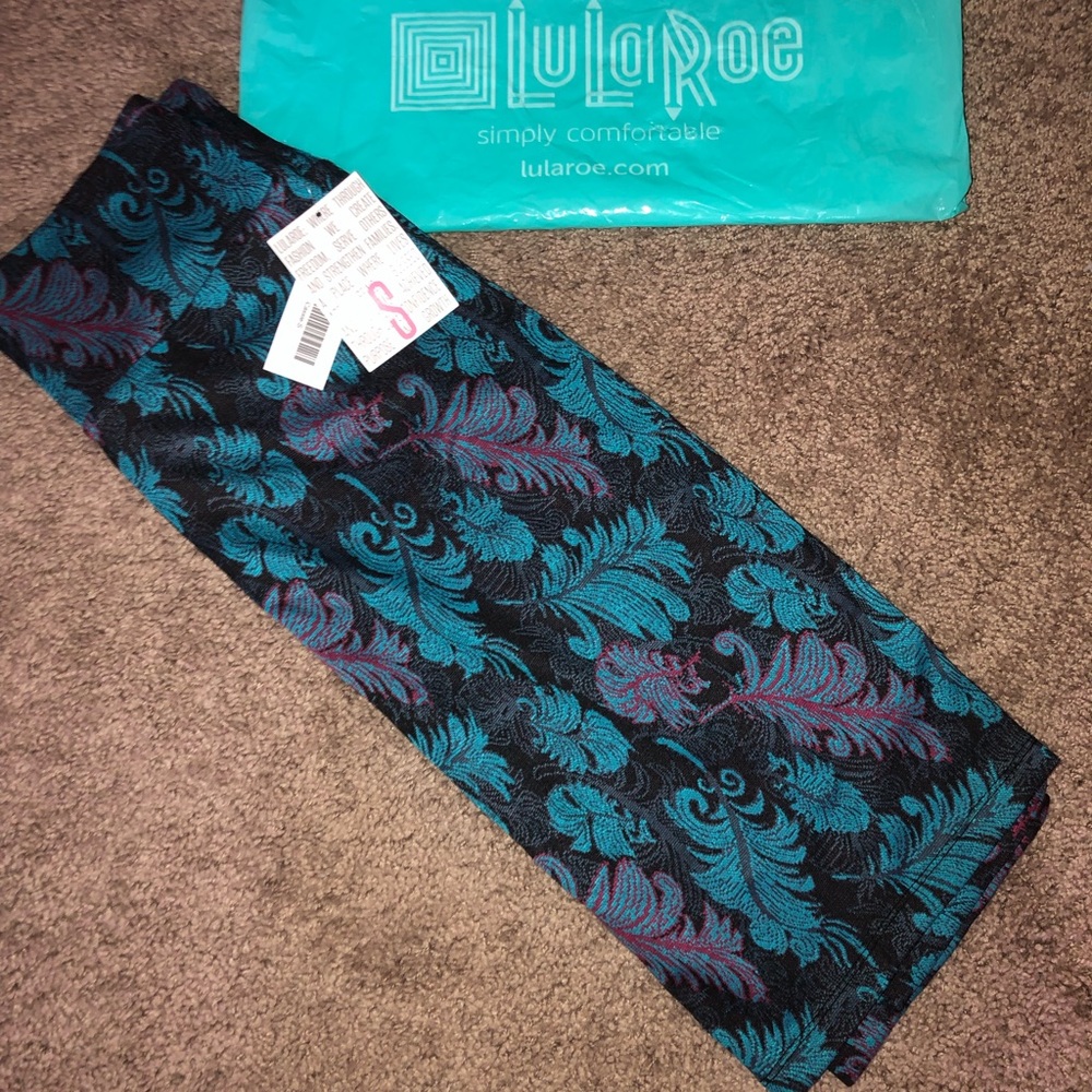 LulaRoe Cassie Skirt